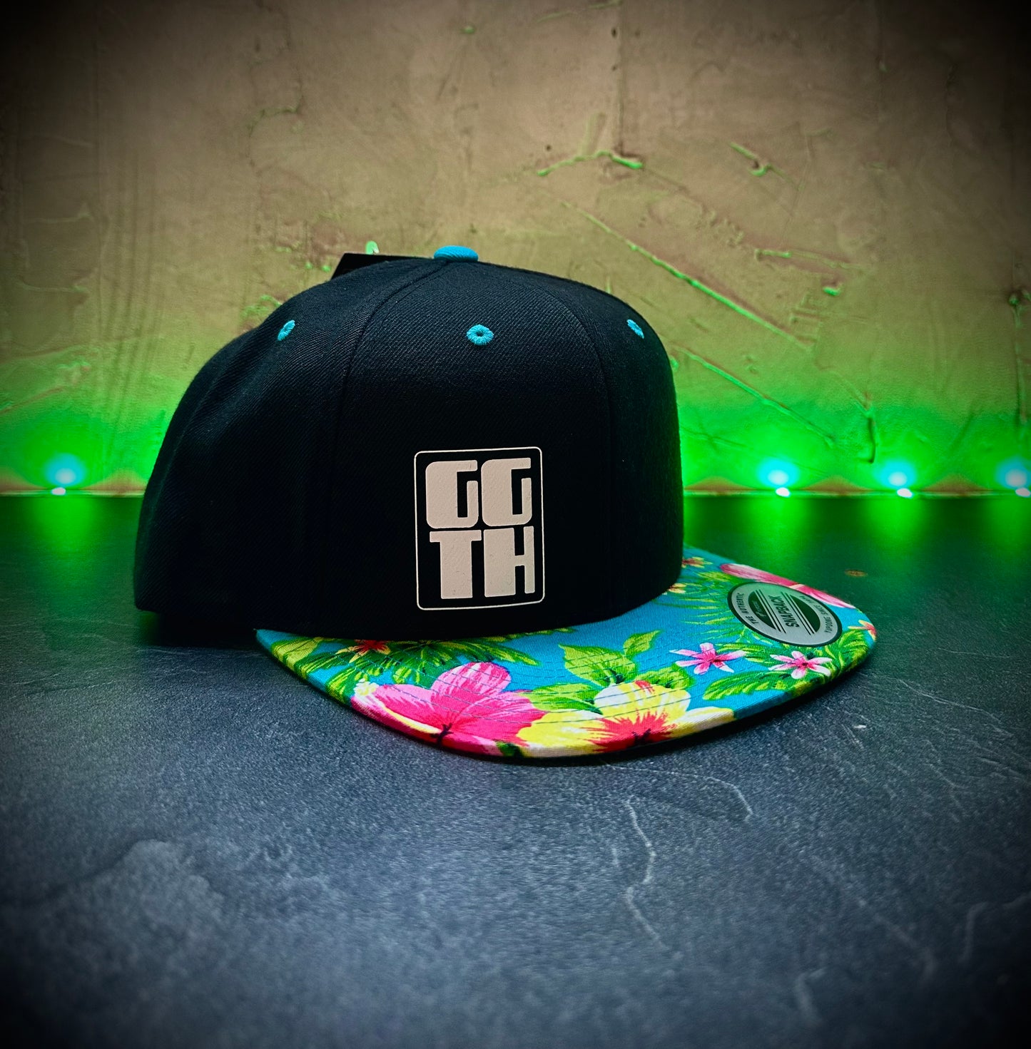 Miami Vice Snapback "GGTH"